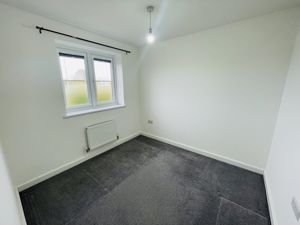 Bedroom- click for photo gallery